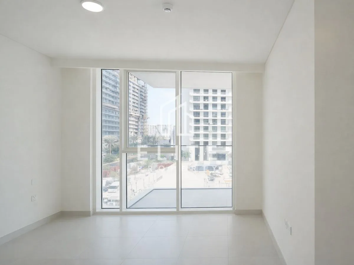 Park View |  Ready to Move-In | Large layout — EMAAR Beachfront, Dubai Harbour, Dubai