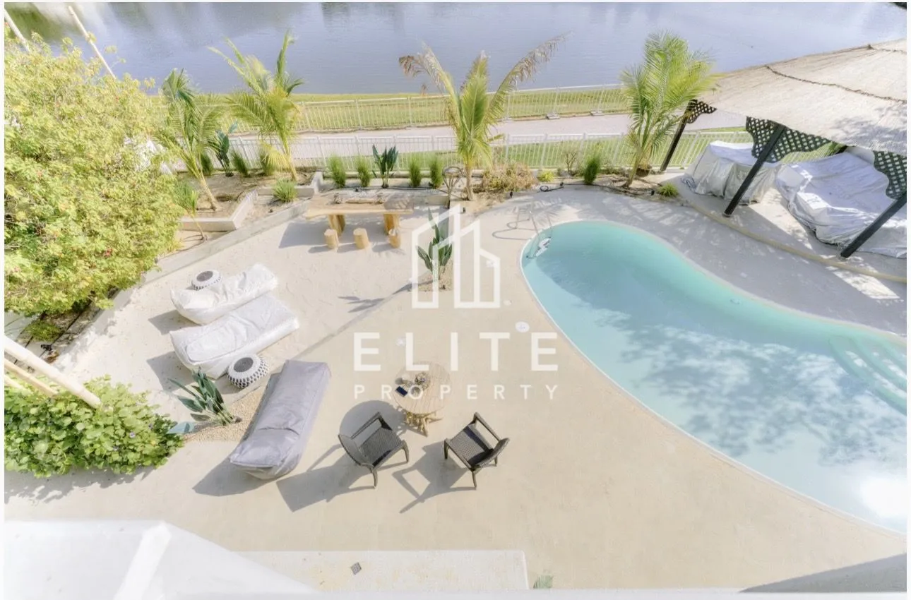 FULLY UPGRADED | LAKE BACKING | RARE UNIT — Meadows 9, Meadows, Dubai